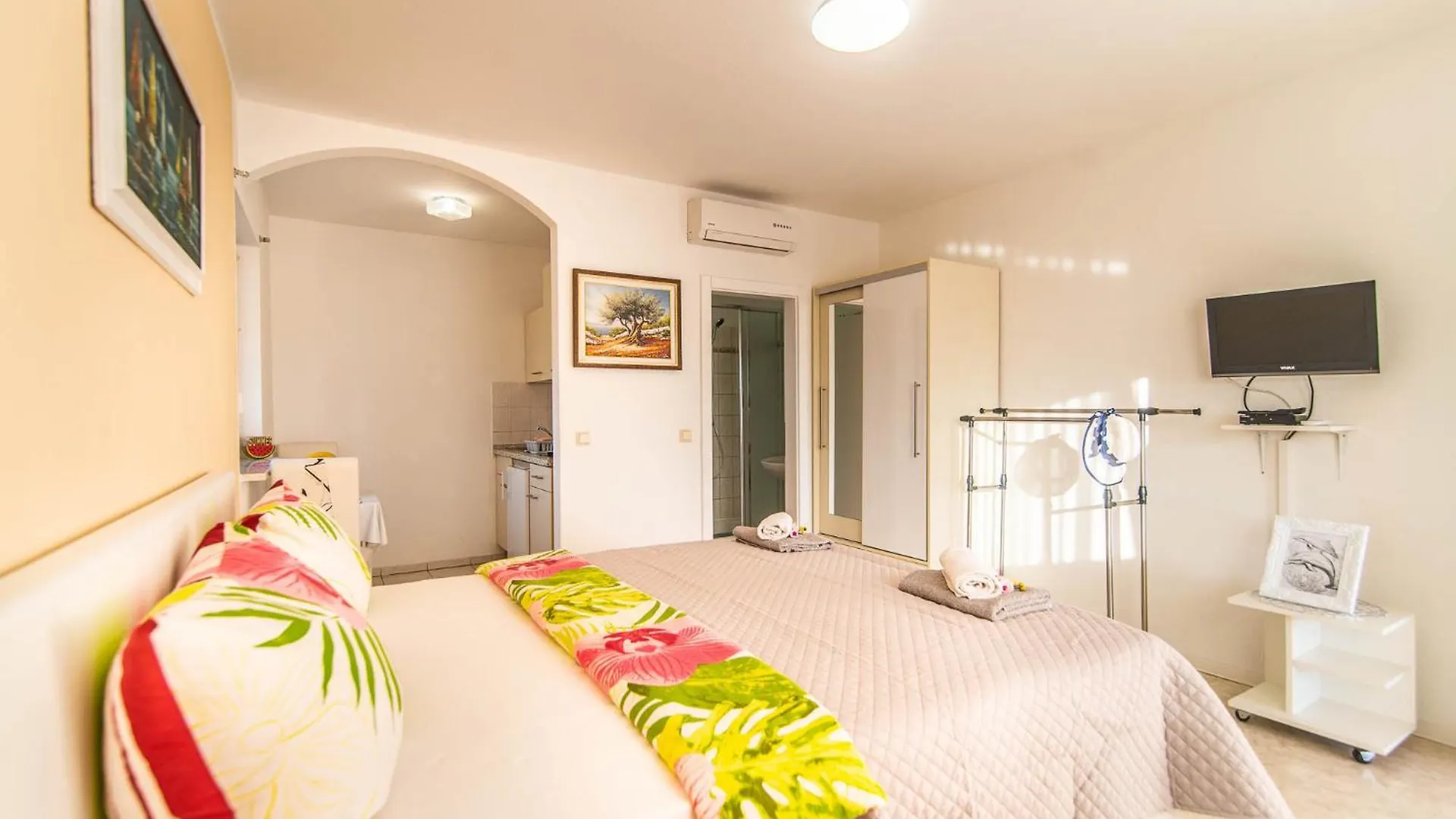 דירות פורץ Haus Delphin קרואטיה